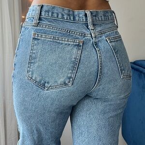 Brandy Melville Carly straight leg jeans